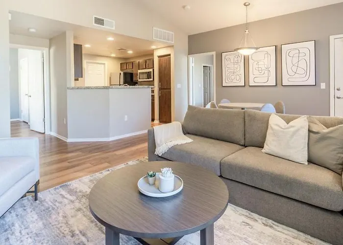 Landing Modern With Amazing Amenities Chandler